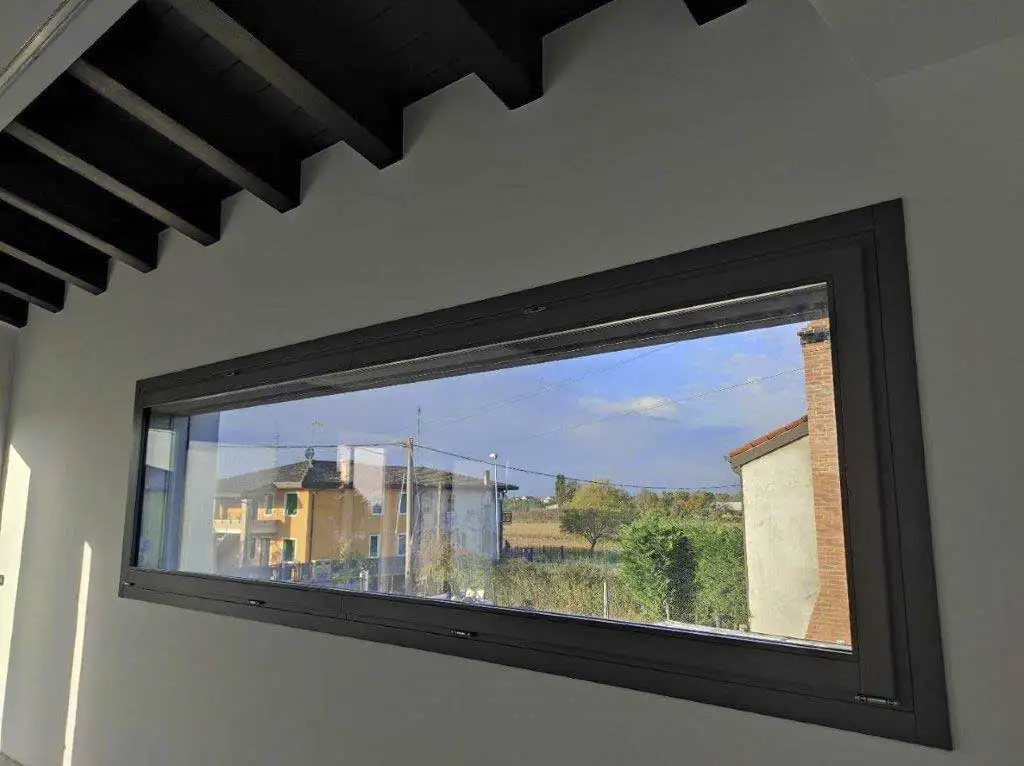 Strà, demolizione controllata e ristrutturazione totale fabbricato