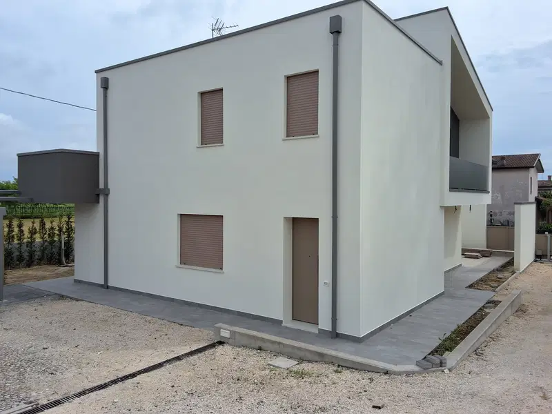 Demolizione e ricostruzione Edificio plurifamiliare