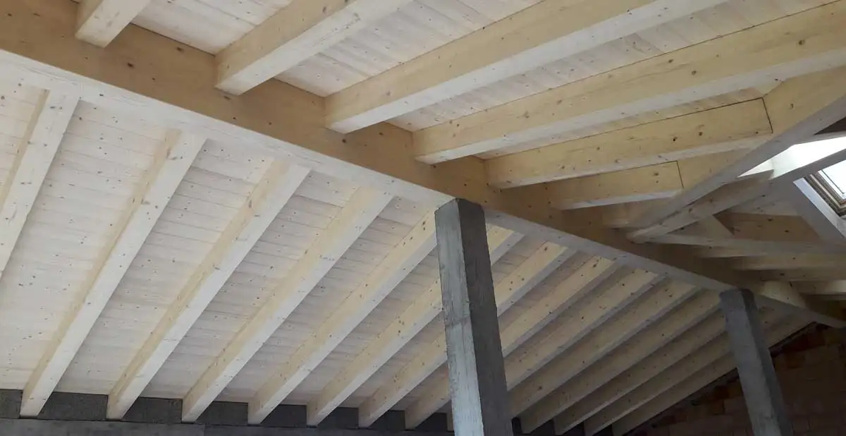 I Vantaggi di un Tetto in Legno